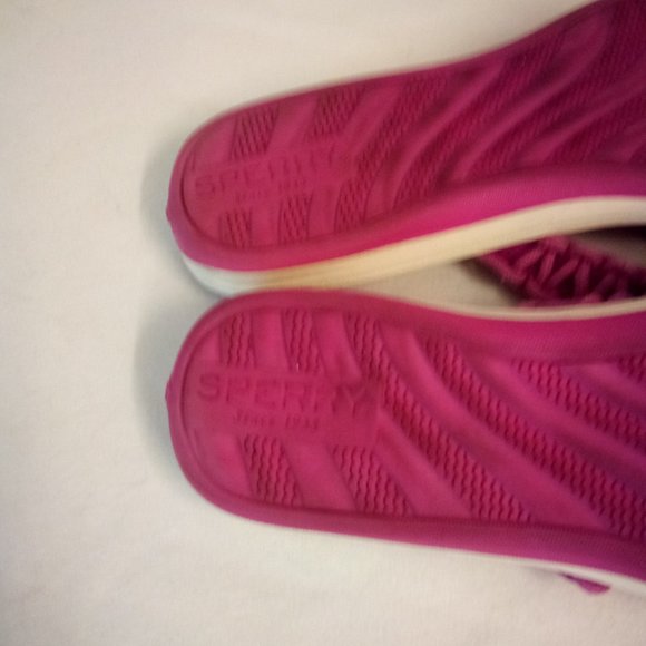 Sperry Top-Sider Thong Sandals - Picture 5 of 7